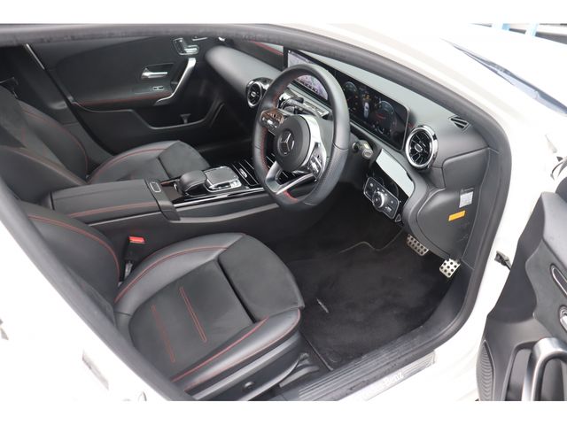 Mercedes Benz A-CLASS 2019-09 181584-2
