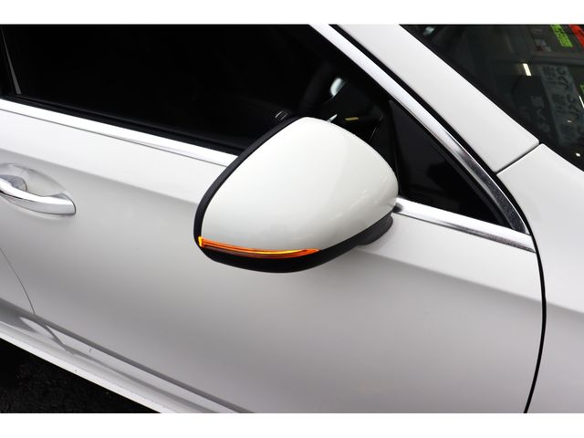 Mercedes Benz A-CLASS 2019-09 181584-17