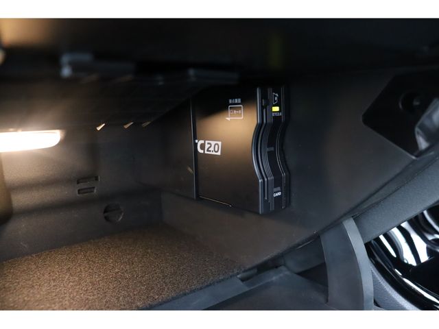 Mercedes Benz A-CLASS 2019-09 181584-10