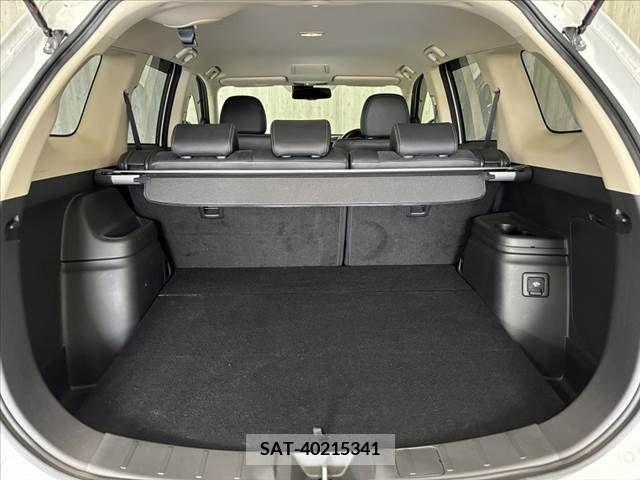 Mitsubishi OUTLANDER PHEV 2015-08 343458-19