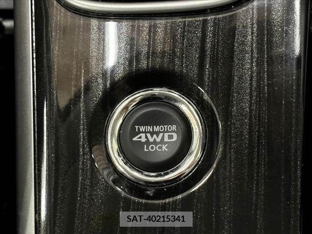 Mitsubishi OUTLANDER PHEV 2015-08 343458-24