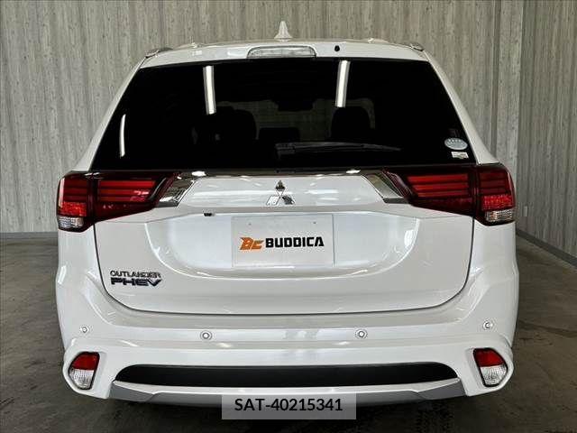 Mitsubishi OUTLANDER PHEV 2015-08 343458-13