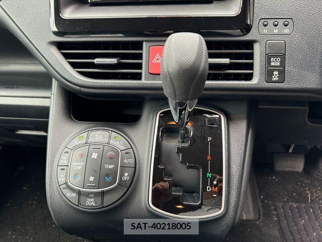 Toyota NOAH 2019-07 279530-8