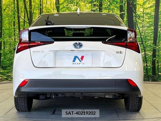 Toyota PRIUS 2019-04 282033-15