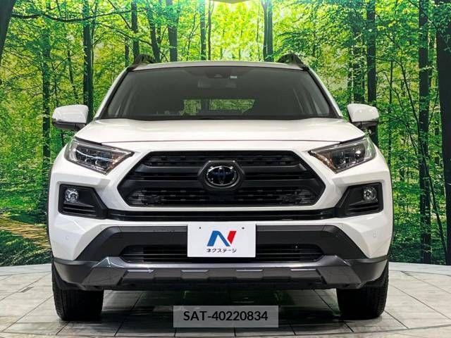 Toyota RAV4 2021-07 332596-14
