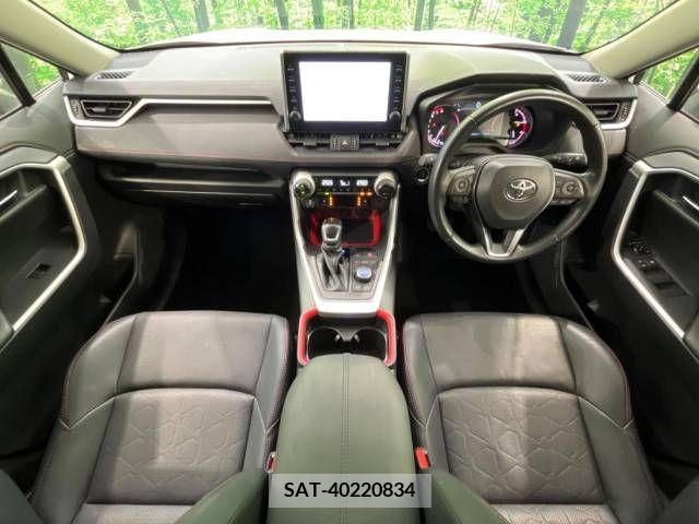 Toyota RAV4 2021-07 332596-1