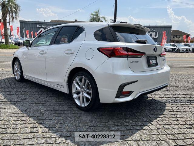 Lexus CT 2021-03 362727-1