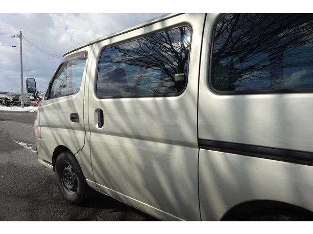 Nissan CARAVAN VAN 2011-04 21964-8