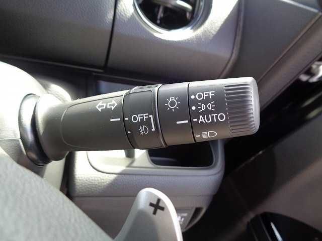 Honda N BOX CUSTOM 2022-10 23307-12