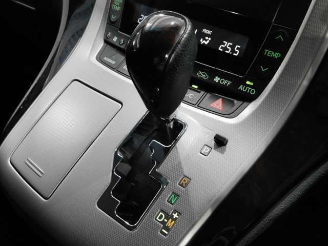 Toyota ALPHARD 2012-05 21944-10