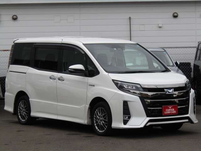 Toyota NOAH HYBRID 2018-09 12848-1