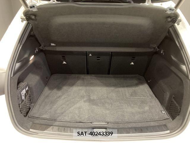 Mercedes Benz GLA-CLASS 2021-09 220280-14