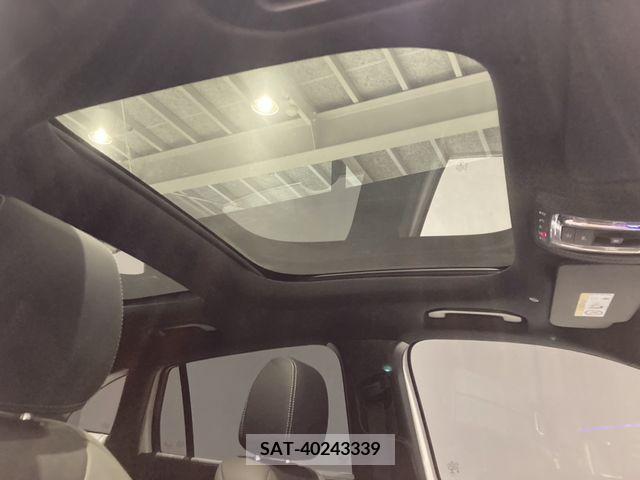 Mercedes Benz GLA-CLASS 2021-09 220280-17