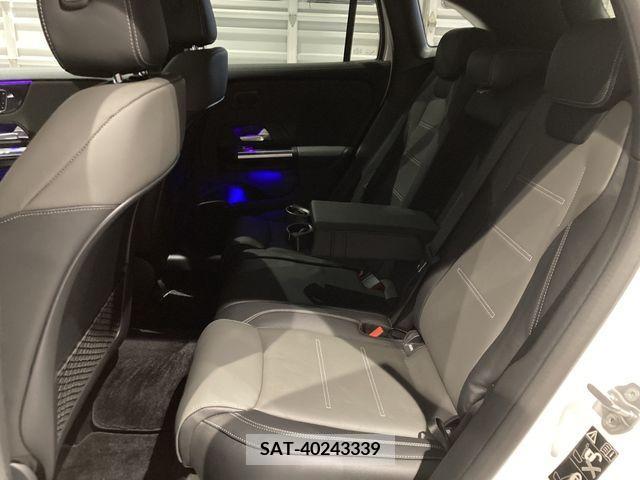 Mercedes Benz GLA-CLASS 2021-09 220280-13