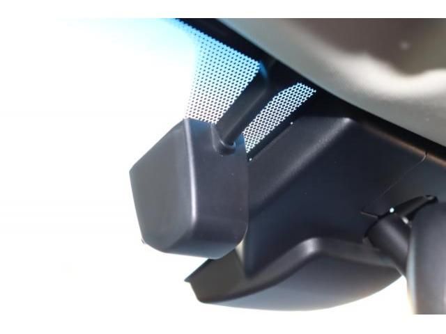 Lexus NX 2016-02 12856-11
