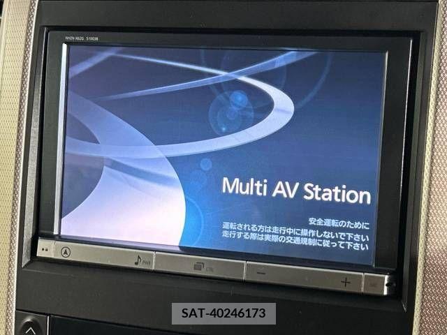Toyota ALPHARD 2014-04 389012-3