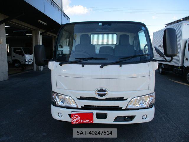 Hino DUTRO 2023-06 208477-12