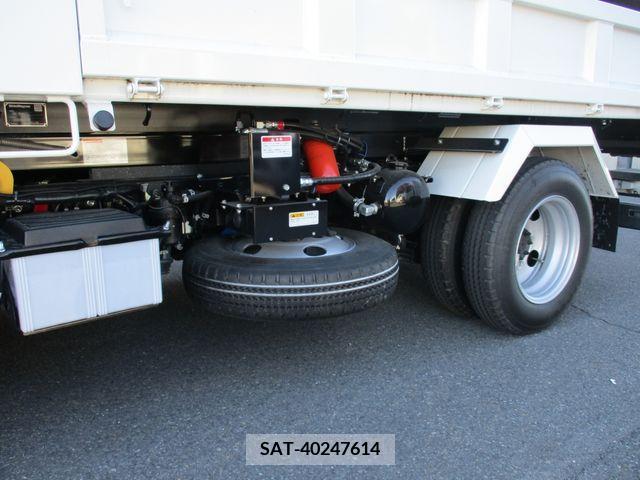 Hino DUTRO 2023-06 208477-14