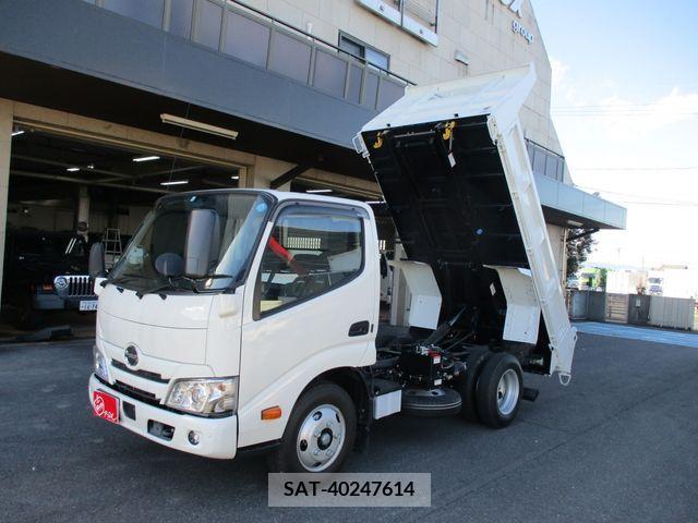 Hino DUTRO 2023-06 208477-5