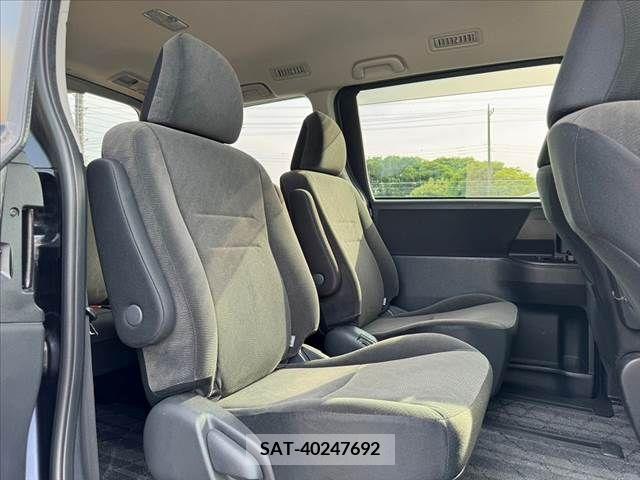 Toyota VOXY 2011-07 289013-19