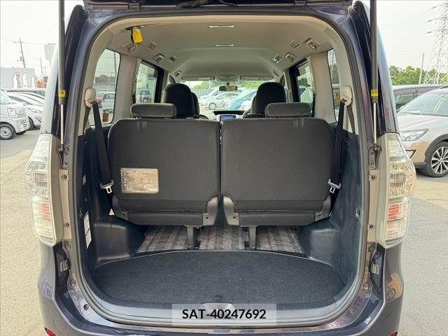 Toyota VOXY 2011-07 289013-18