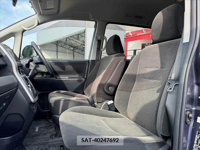 Toyota VOXY 2011-07 289013-16