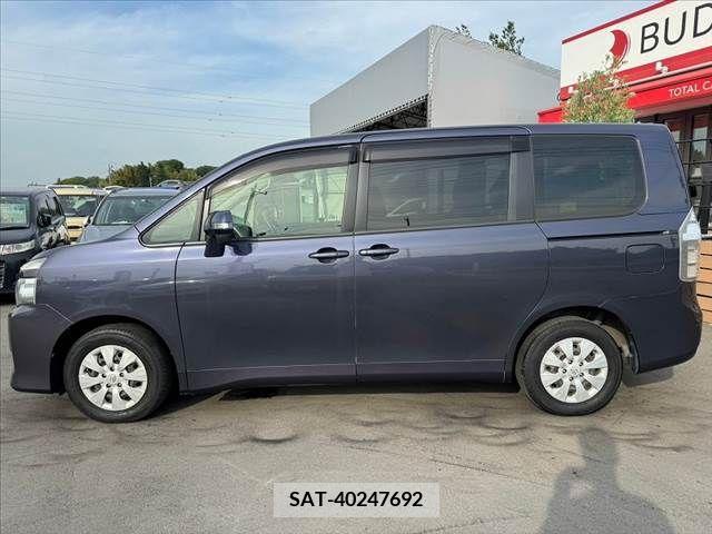 Toyota VOXY 2011-07 289013-10