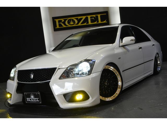 Toyota CROWN SEDAN 2006-07 6472-7