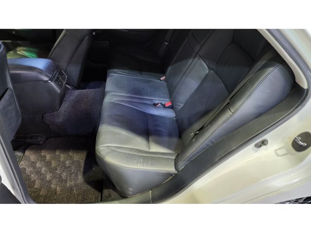 Toyota CROWN SEDAN 2006-07 6472-20