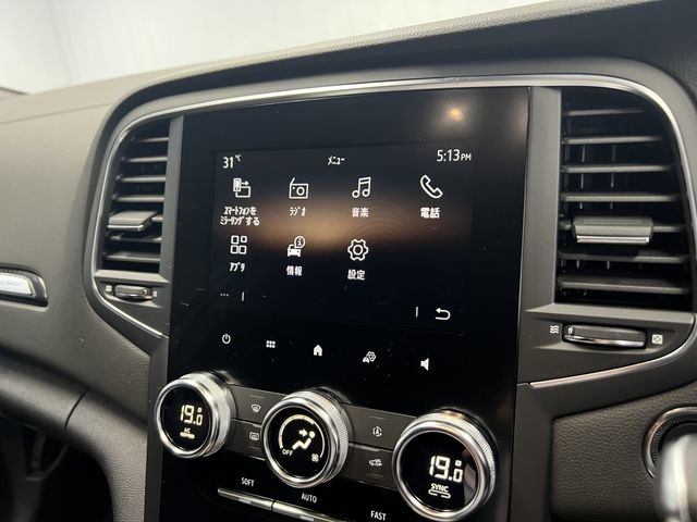 Renault MEGANE 2021-11 9082-14