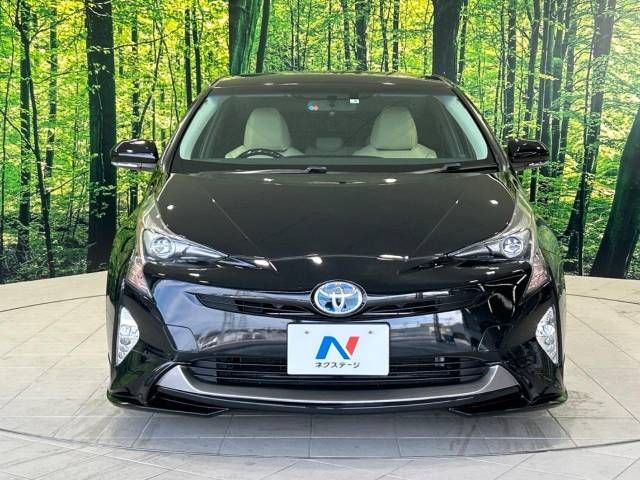 Toyota PRIUS 2017-04 9548-14