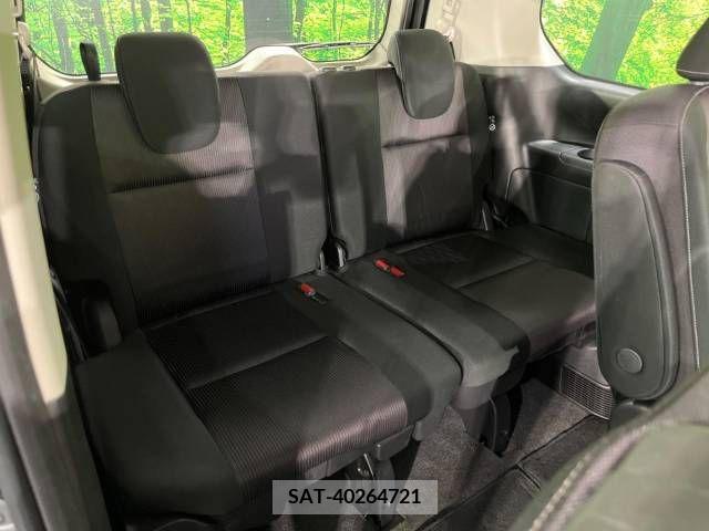 Nissan SERENA 2018-12 324963-10