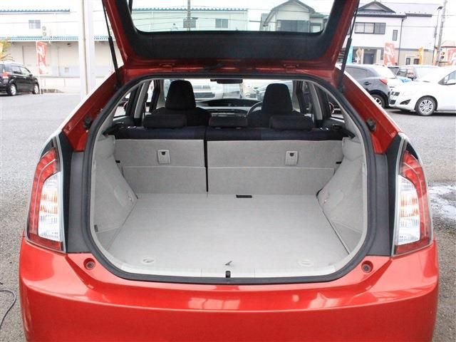Toyota PRIUS 2012-09 15060-9