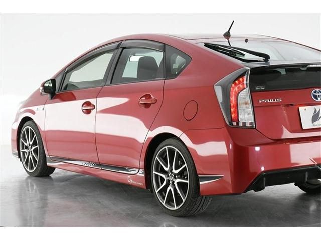 Toyota PRIUS 2012-09 15060-7