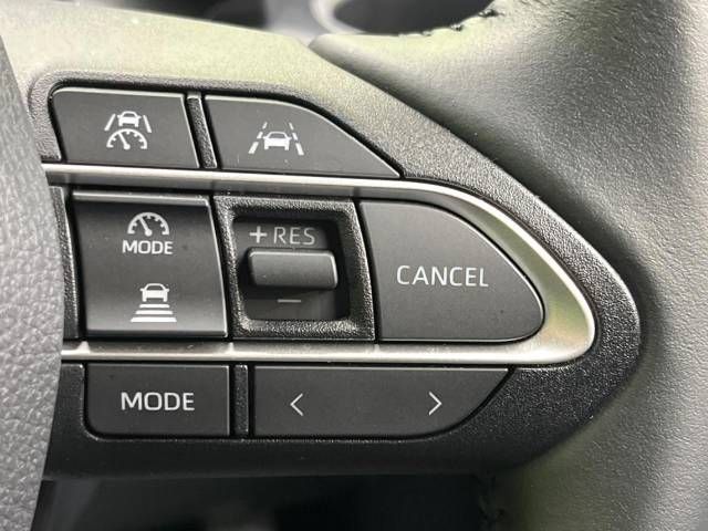 Toyota VOXY HYBRID 2022-10 11435-7