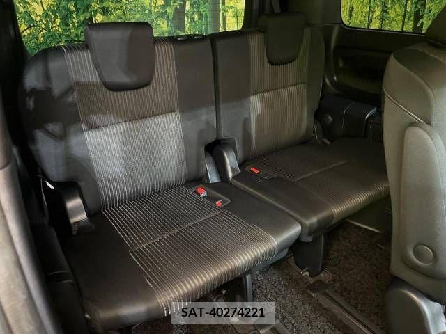 Toyota VOXY 2019-03 231757-10