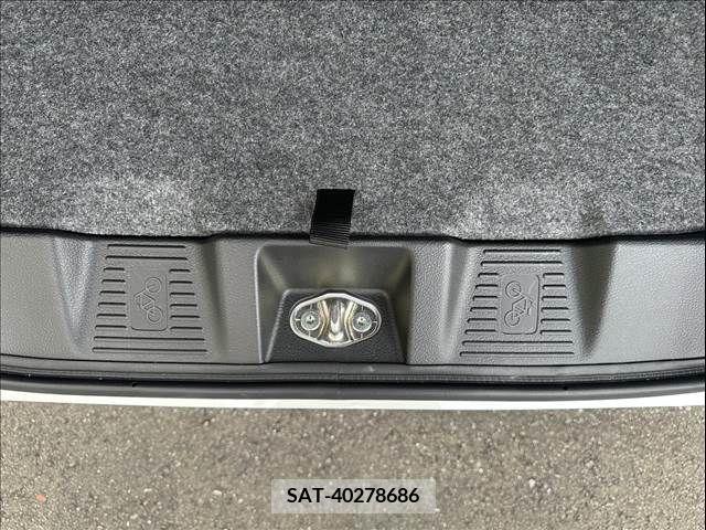 Suzuki SPACIA 2021-09 386982-13