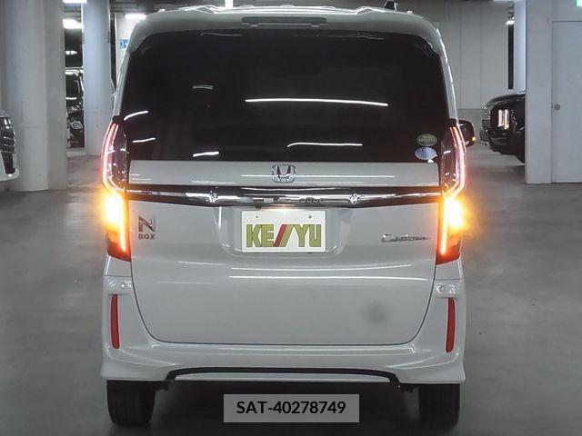 Honda N BOX CUSTOM 2017-12 213227-5