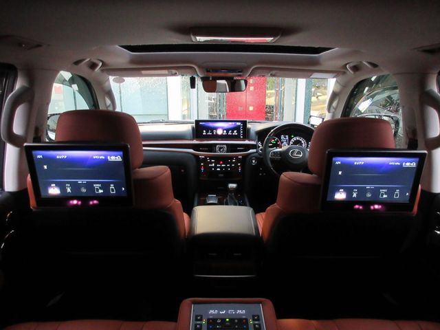 Lexus LX 2019-04 1864-18