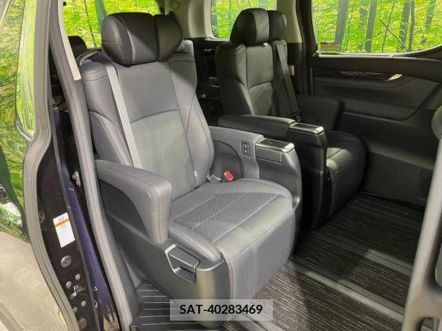 Toyota ALPHARD 2021-05 214984-9