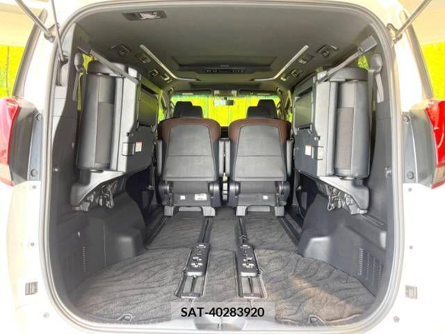 Toyota ALPHARD 2018-02 240256-11