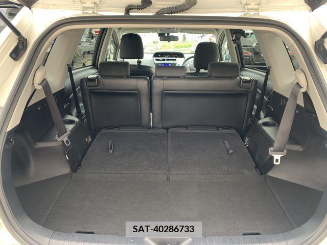 Toyota PRIUS ALPHA 2016-11 282511-8