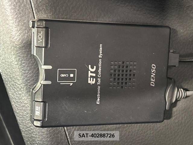 Suzuki SWIFT 2011-02 286719-4