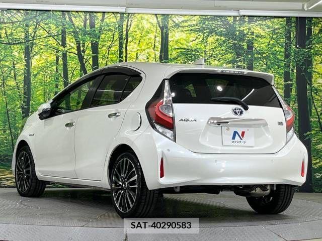 Toyota AQUA 2019-05 347709-15