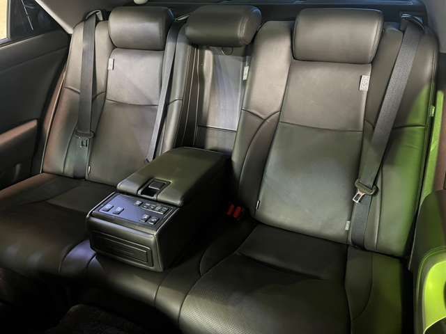Toyota CROWN SEDAN 2010-06 7454-15
