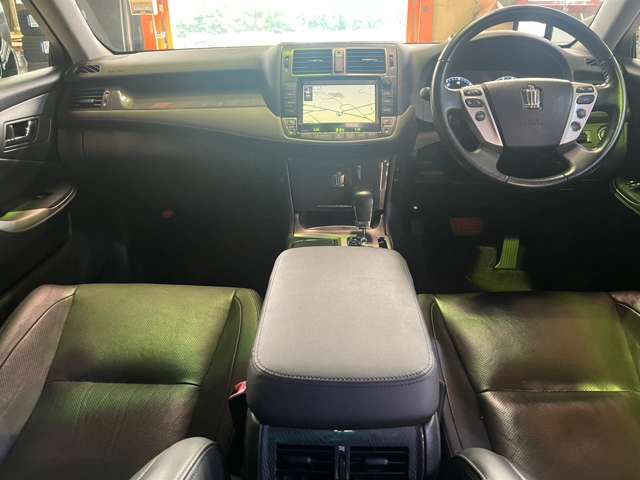 Toyota CROWN SEDAN 2010-06 7454-12