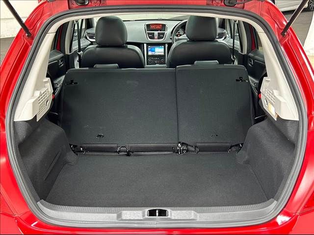 Peugeot 207 2011-09 192960-10