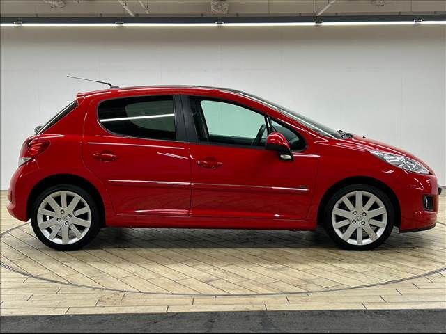 Peugeot 207 2011-09 192960-14