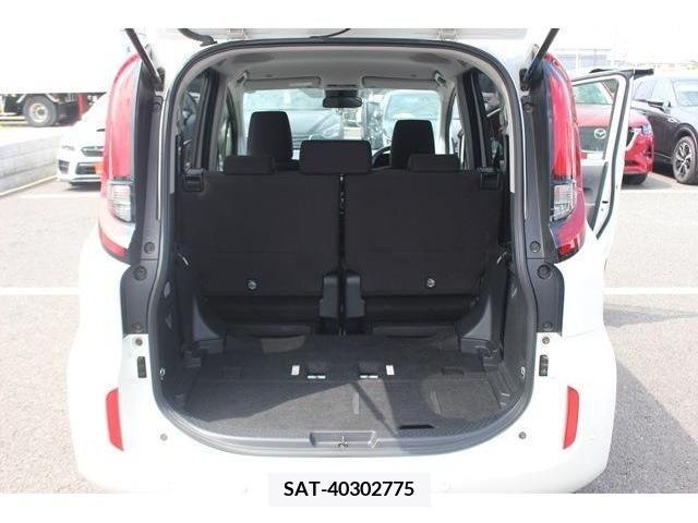 Toyota SIENTA 2022-10 368152-17