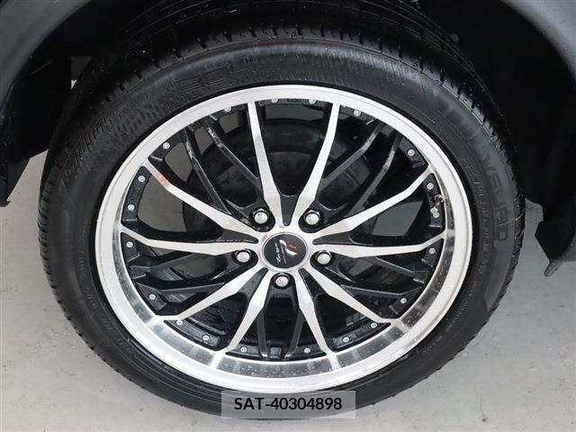 Nissan JUKE 2018-02 346115-9